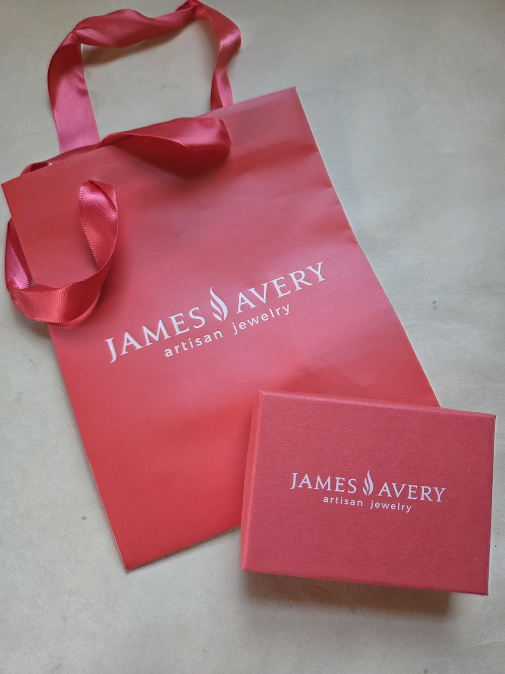 🍍James Avery Gift Bag & Jewelry Box